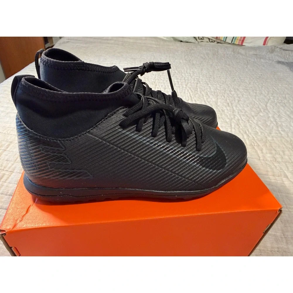 Nike Jr Superfly 10 Club TF Kids Soccer Cleats Black Deep Jungle FQ8313-002 5.5Y